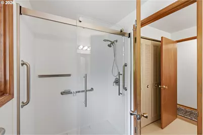 925 Oakway Dr, Coos Bay, OR 97420 - Photo 20