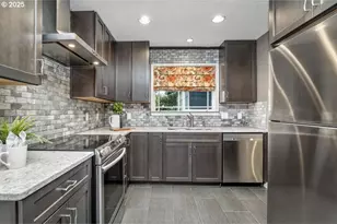 16175 SW Royalty Pkwy, King City, OR 97224 - Photo 12