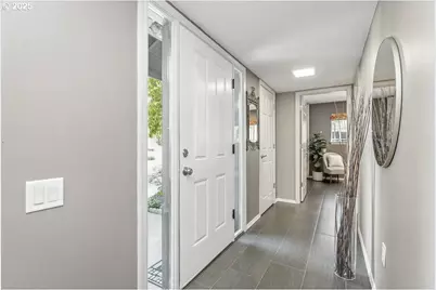 16175 SW Royalty Pkwy, King City, OR 97224 - Photo 2