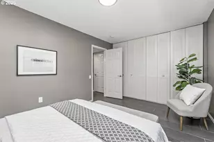 16175 SW Royalty Pkwy, King City, OR 97224 - Photo 4