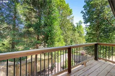27 Marlboro Ln, Eugene, OR 97405 - Photo 22