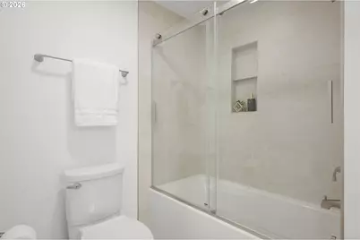 27 Marlboro Ln, Eugene, OR 97405 - Photo 34