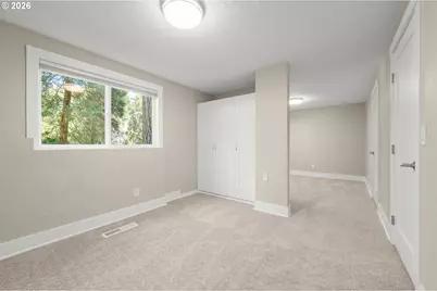 27 Marlboro Ln, Eugene, OR 97405 - Photo 32