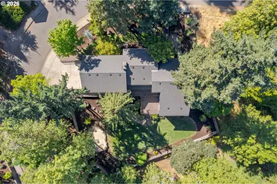 27 Marlboro Ln, Eugene, OR 97405 - Photo 46