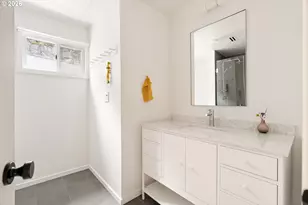 7323 SW 24th Ave, Portland, OR 97219 - Photo 28