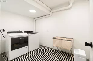 7323 SW 24th Ave, Portland, OR 97219 - Photo 32