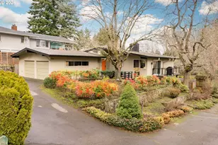 7323 SW 24th Ave, Portland, OR 97219 - Photo 8