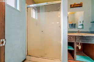 40352 Holley Heights Loop, Sweet Home, OR 97386 - Photo 16