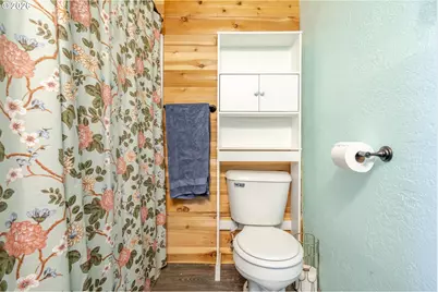 40352 Holley Heights Loop, Sweet Home, OR 97386 - Photo 18