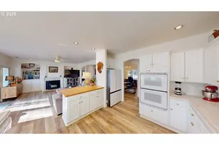 925 Brooke Ln, Brookings, OR 97415 - Photo 8