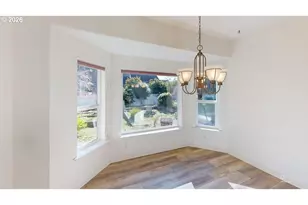 925 Brooke Ln, Brookings, OR 97415 - Photo 12