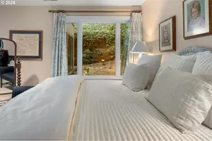 750 NW Westover Square, Portland, OR 97210 - Photo 32