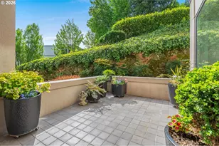750 NW Westover Square, Portland, OR 97210 - Photo 14