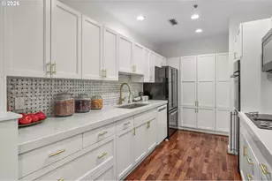 750 NW Westover Square, Portland, OR 97210 - Photo 20