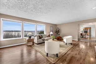 8121 NW Fruit Valley Rd, Vancouver, WA 98665 - Photo 10