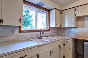 8868 SE Owen Dr, Clackamas, OR 97086 - Photo 16