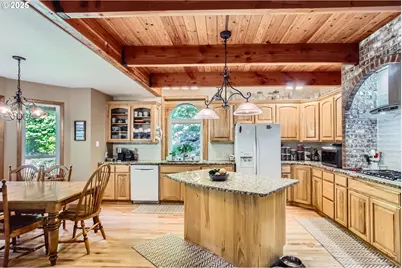 17171 SE 232nd Dr, Damascus, OR 97089 - Photo 10