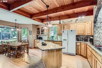 17171 SE 232nd Dr, Damascus, OR 97089 - Photo 8