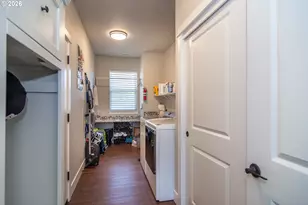 1232 Southridge Wy, Roseburg, OR 97470 - Photo 14