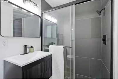 7185 SW Leslie St, Portland, OR 97223 - Photo 34