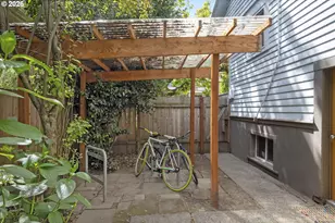 2204 NE 7th Ave, Portland, OR 97212 - Photo 44