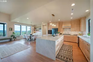 28356 Siesta Ln, Eugene, OR 97402 - Photo 12