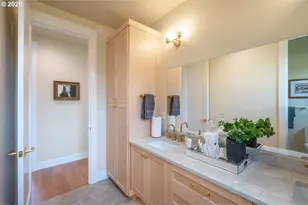 28356 Siesta Ln, Eugene, OR 97402 - Photo 32
