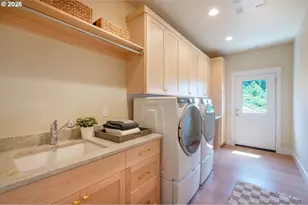 28356 Siesta Ln, Eugene, OR 97402 - Photo 36