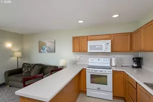 171 SW Hwy 101, Lincoln City, OR 97367 - Photo 12