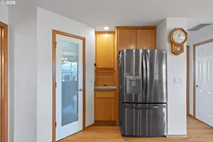 561 NW Evans St, Sheridan, OR 97378 - Photo 6