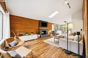 3 Mountain Cir, Lake Oswego, OR 97035 - Photo 8