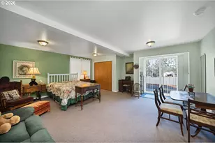 200 SE Crestview Ln, Madras, OR 97741 - Photo 28