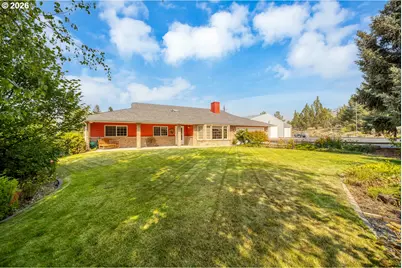 200 SE Crestview Ln, Madras, OR 97741 - Photo 2