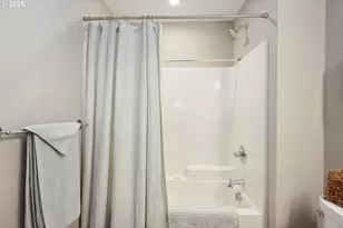 1250 29th St, Hood River, OR 97031 - Photo 26