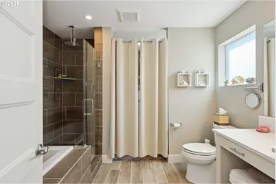 1250 29th St, Hood River, OR 97031 - Photo 32