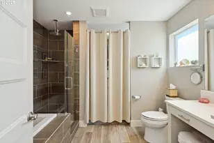 1250 29th St, Hood River, OR 97031 - Photo 32