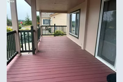 926 Fulton Ave, Coos Bay, OR 97420 - Photo 26