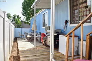 4425 W Main St, Medford, OR 97501 - Photo 24