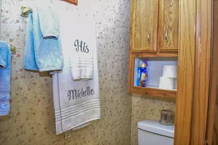 4425 W Main St, Medford, OR 97501 - Photo 14