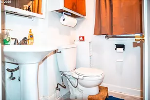 6903 N Williams Ave, Portland, OR 97217 - Photo 12