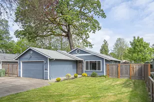 209 E North St, Newberg, OR 97132 - Photo 2