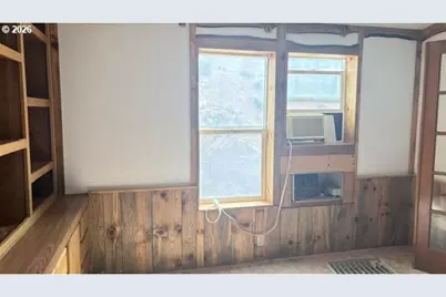 27823 Muse Rd, Mount Vernon, OR 97865 - Photo 18