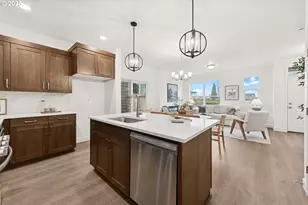 3327 SE Triumph Ave, Hillsboro, OR 97123 - Photo 12