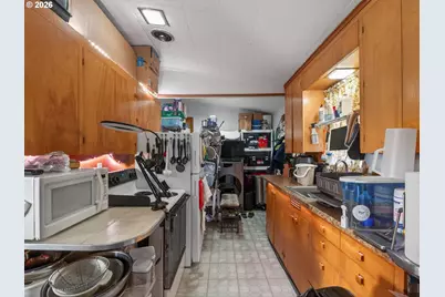 2612 Esther St, Vancouver, WA 98660 - Photo 10