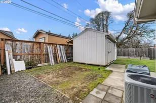 1409 Clark Ave, Cottage Grove, OR 97424 - Photo 48