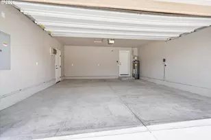 7410 Desert View Dr, White City, OR 97503 - Photo 26