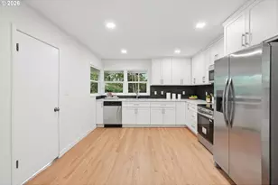 7250 SW Canyon Rd, Portland, OR 97225 - Photo 16