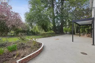 7250 SW Canyon Rd, Portland, OR 97225 - Photo 40