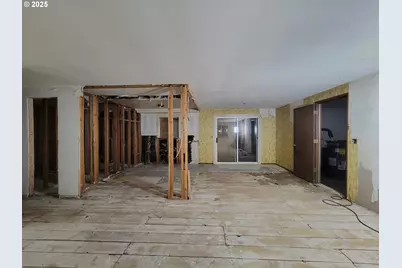 47785 Chubb Ct, Oakridge, OR 97463 - Photo 10