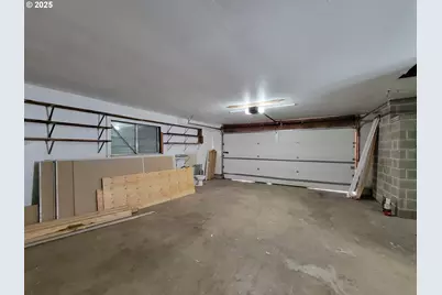 47785 Chubb Ct, Oakridge, OR 97463 - Photo 16